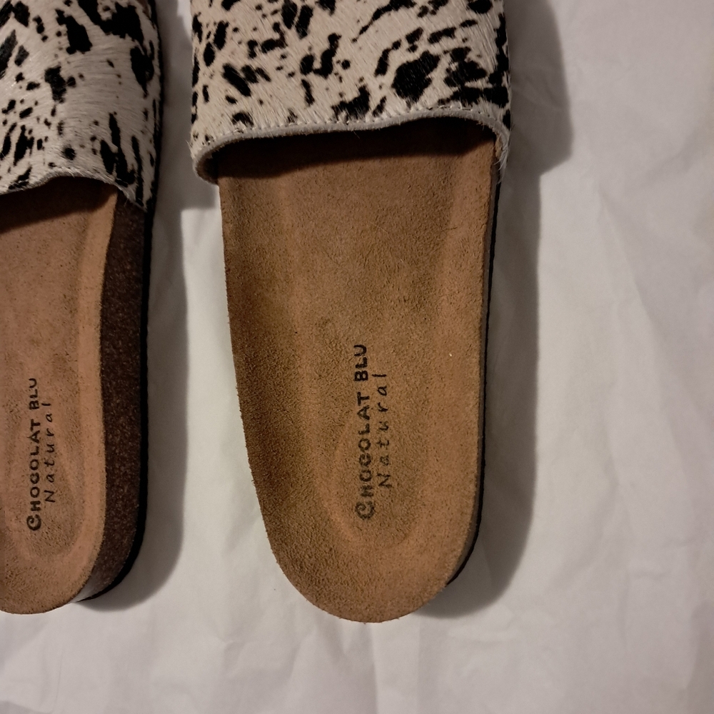 Chocolat Blu Natural Genuine Calf Hair Slides Sandals Sz. 7.5 - Picture 3 of 7